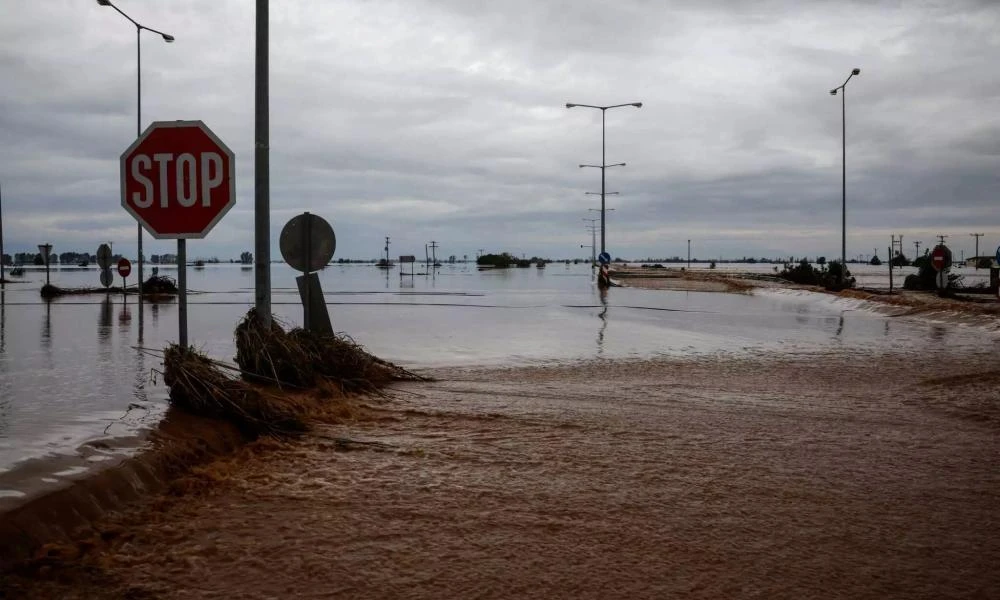 Κακοκαιρία σε όλη τη χώρα από την Παρασκευή - Έκτακτη προειδοποίηση για καταιγίδες στην Αττική